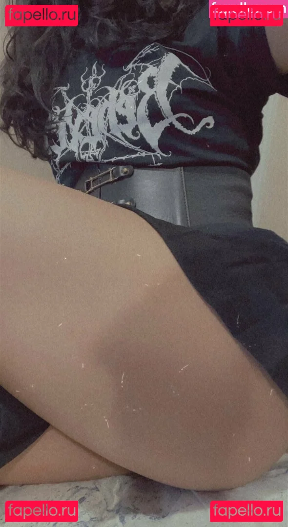 ComradeLilith Onlyfans Photo Gallery 