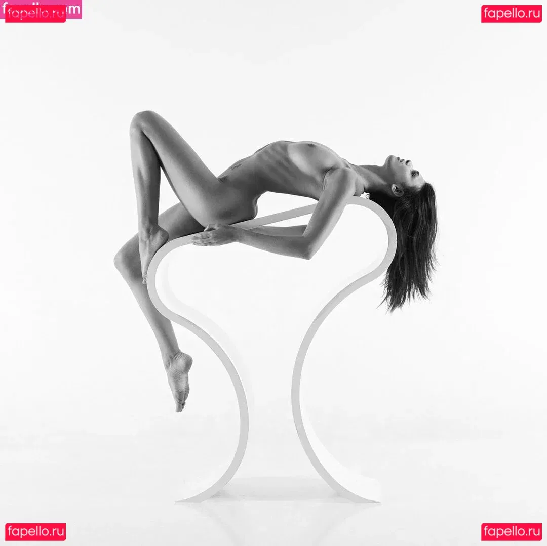 Zoi Gorman Onlyfans Photo Gallery 