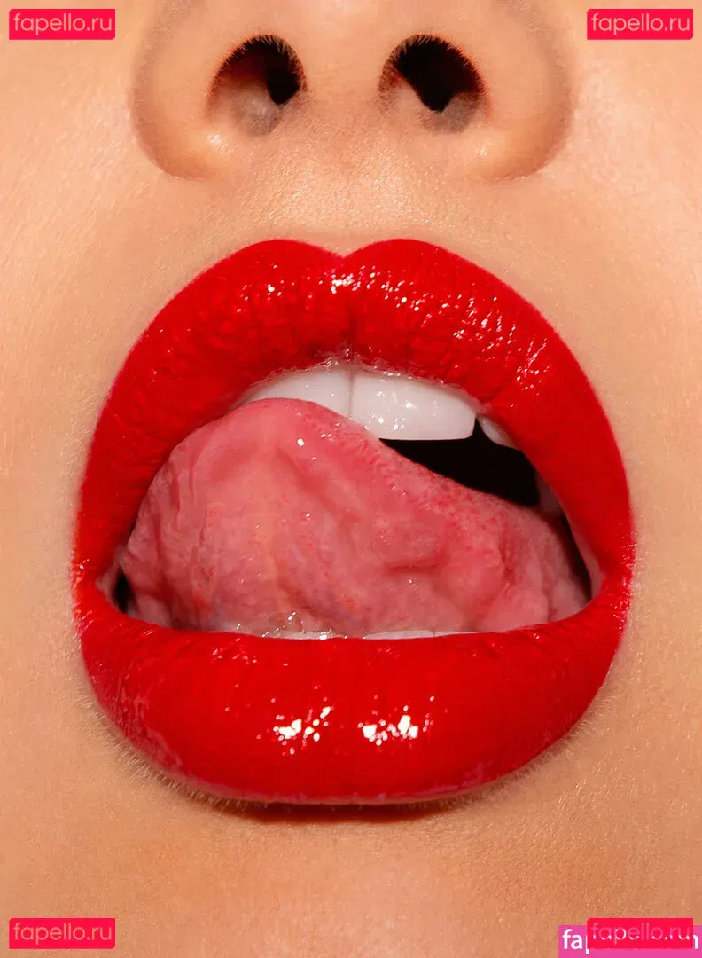 Zoi Gorman Onlyfans Photo Gallery 