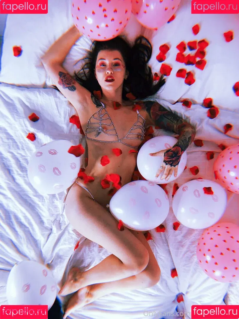 xmishacrossx Onlyfans Photo Gallery 