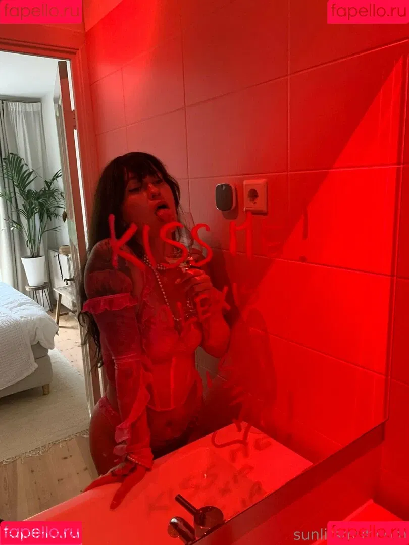 xmishacrossx Onlyfans Photo Gallery 