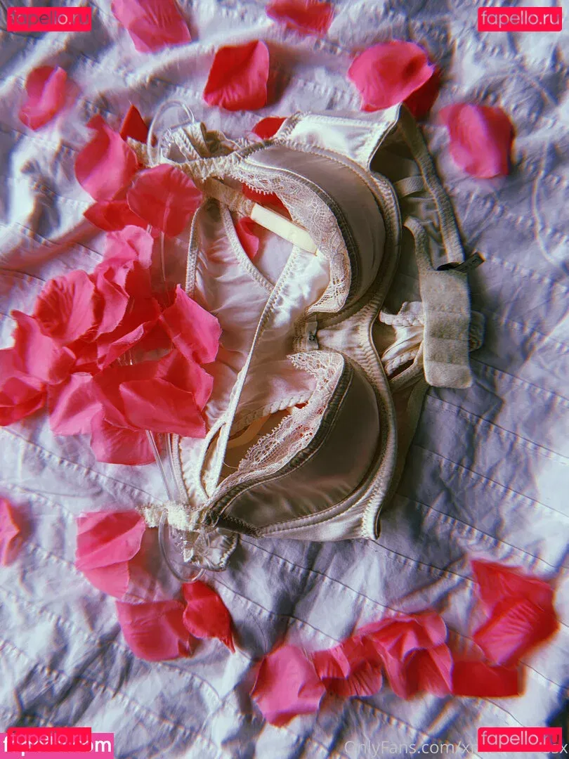 xmishacrossx Onlyfans Photo Gallery 