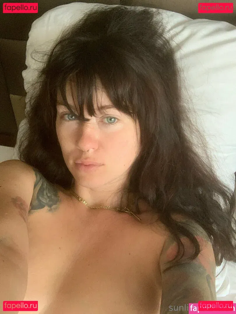 xmishacrossx Onlyfans Photo Gallery 