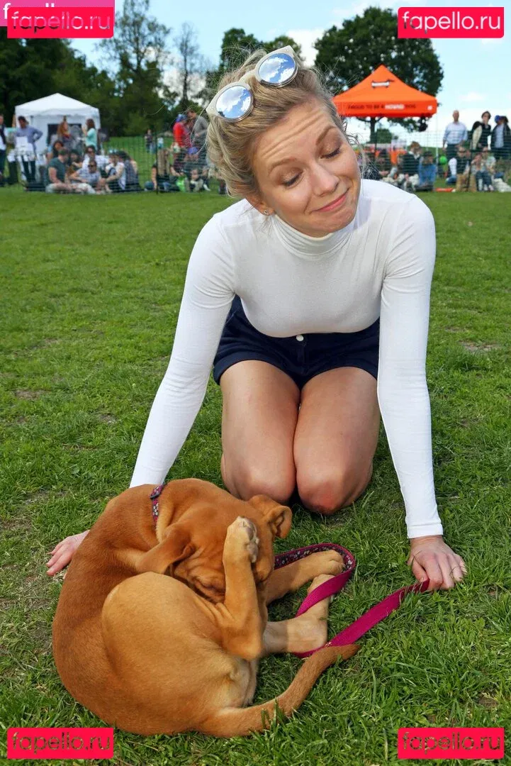 Rachel Riley Onlyfans Photo Gallery 