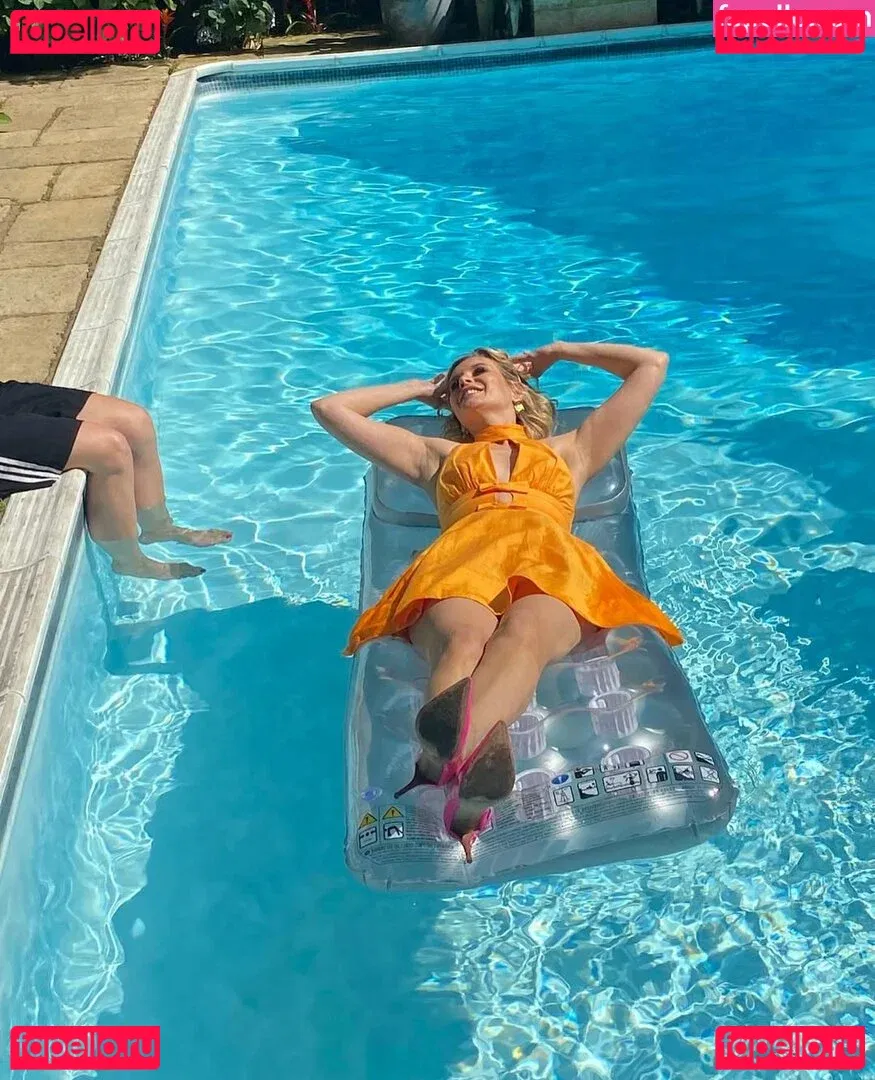 Rachel Riley Onlyfans Photo Gallery 