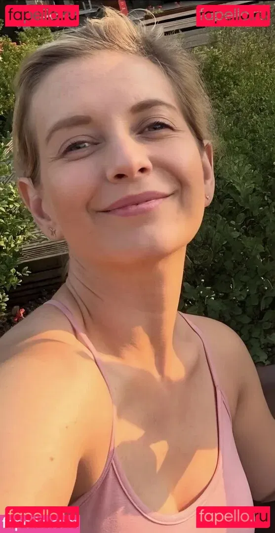 Rachel Riley Onlyfans Photo Gallery 