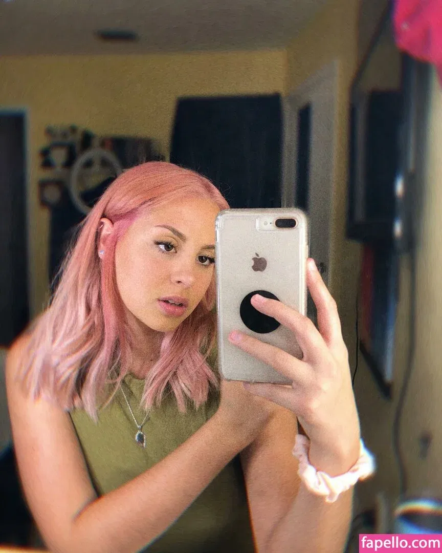 Stef Solari Onlyfans Photo Gallery 