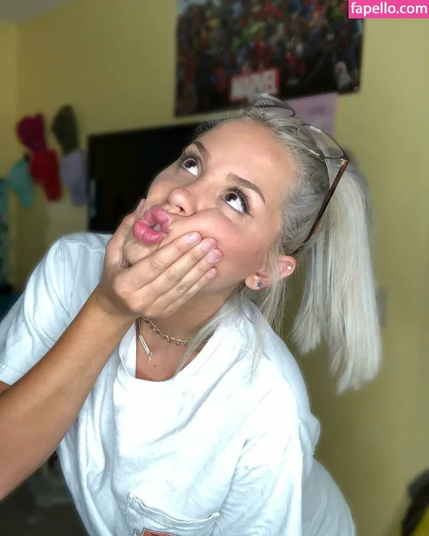 Stef Solari Onlyfans Photo Gallery 