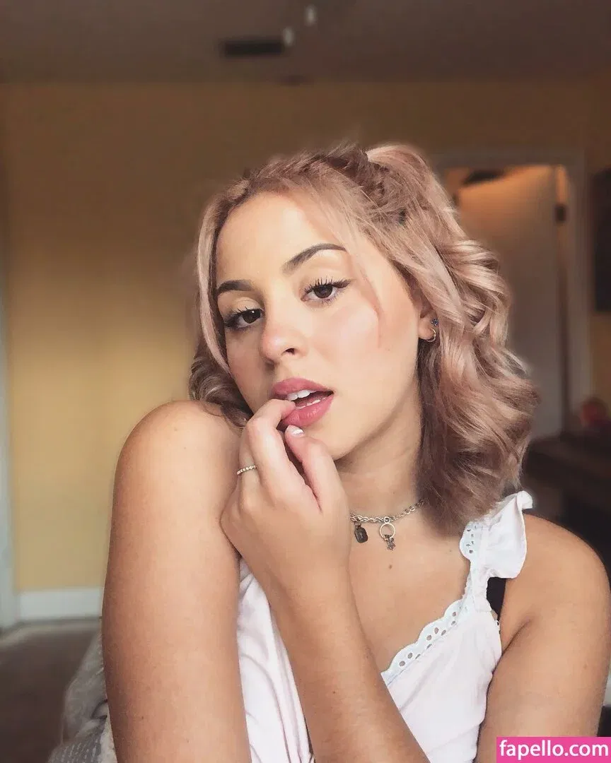 Stef Solari Onlyfans Photo Gallery 