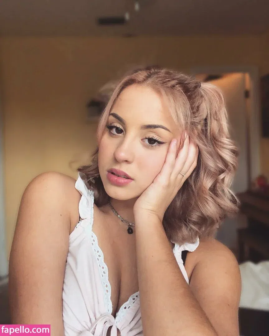 Stef Solari Onlyfans Photo Gallery 