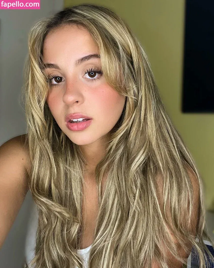 Stef Solari Onlyfans Photo Gallery 