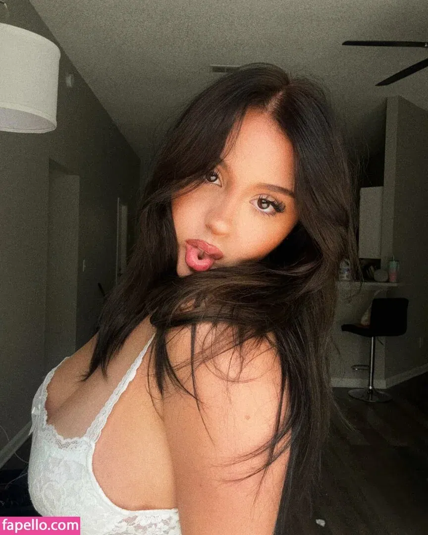 Stef Solari Onlyfans Photo Gallery 