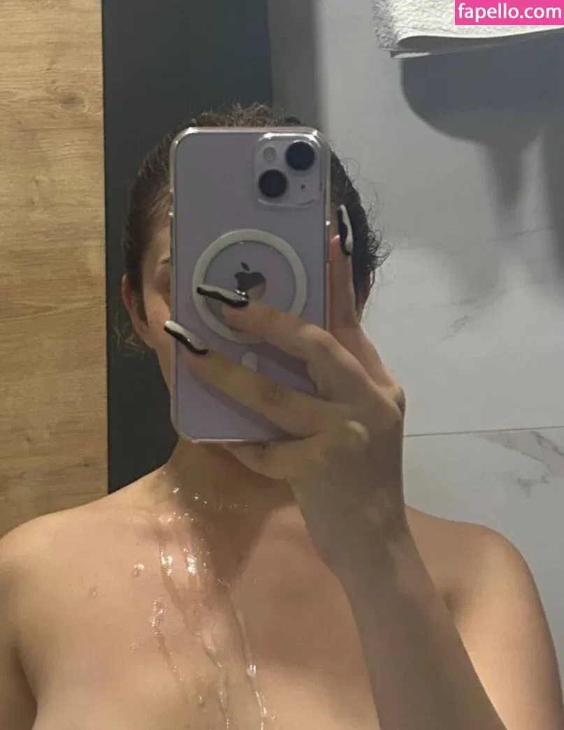 askonuzelanur Onlyfans Photo Gallery 