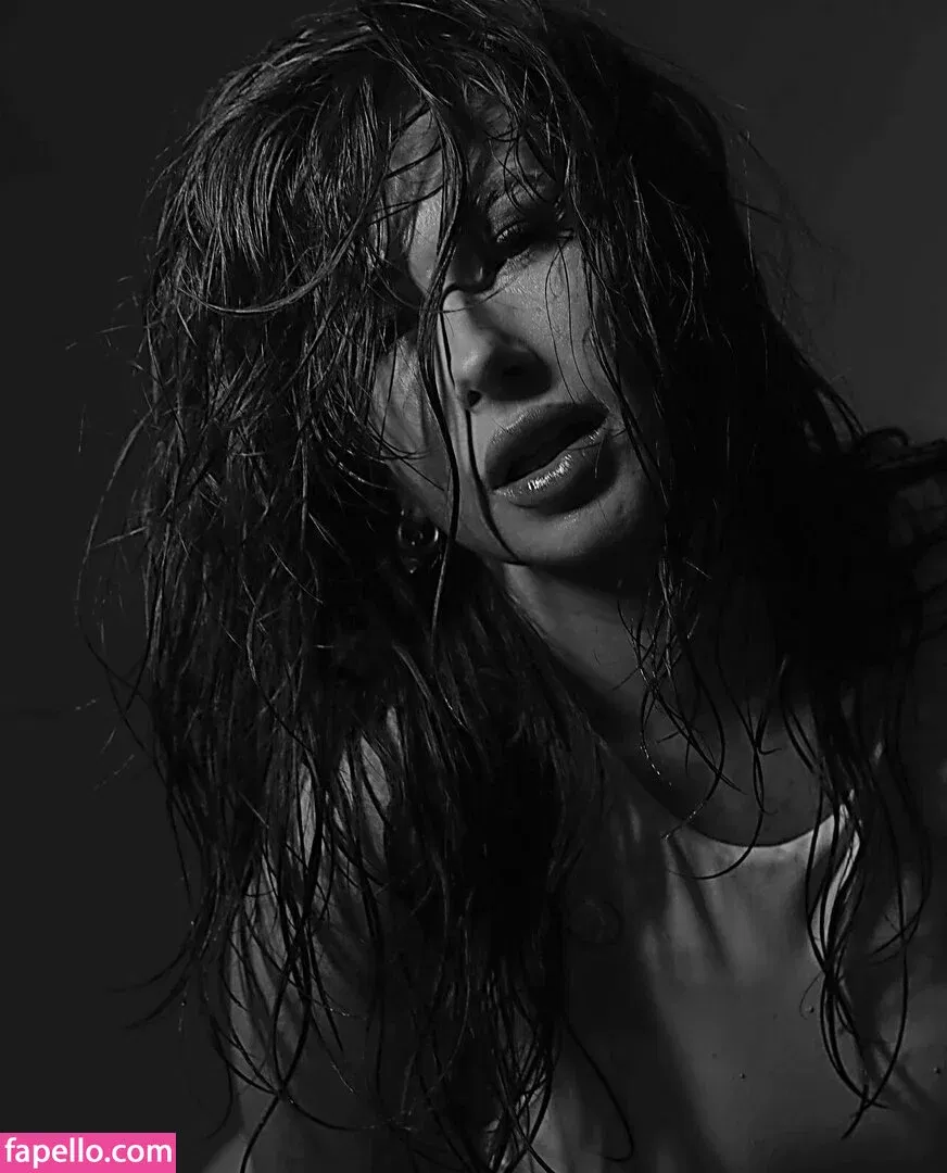 Abigale Mandler Onlyfans Photo Gallery 