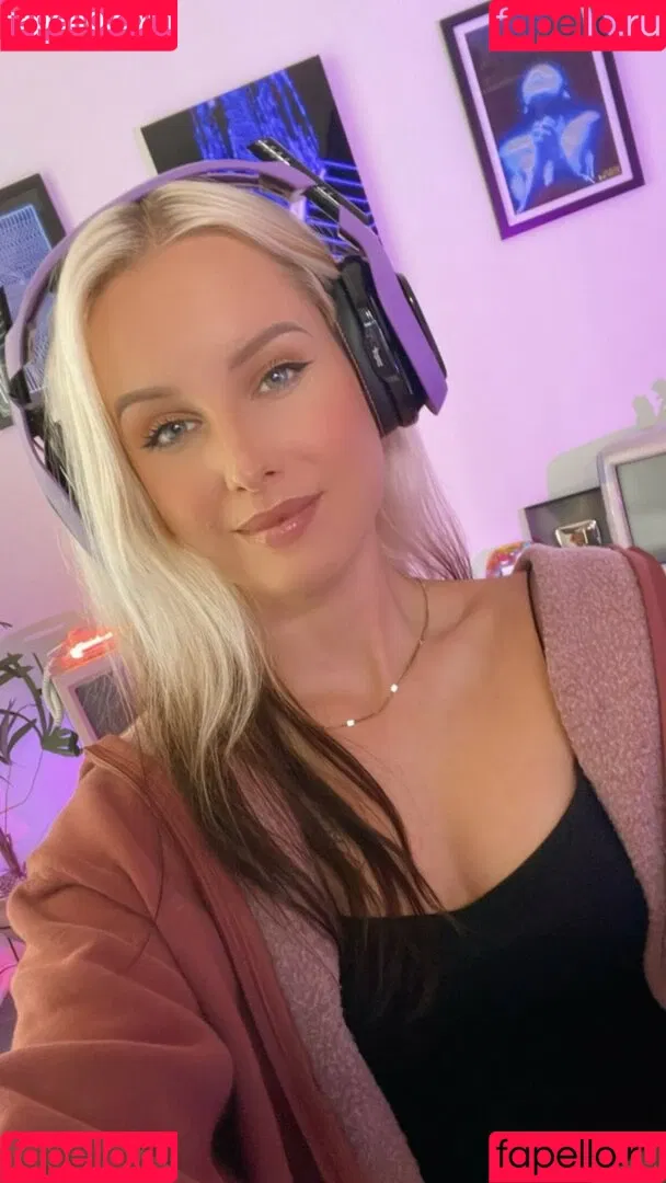Sonja Reid Onlyfans Photo Gallery 