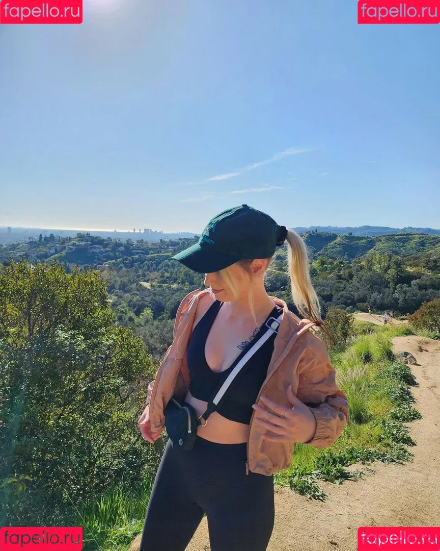Sonja Reid Onlyfans Photo Gallery 