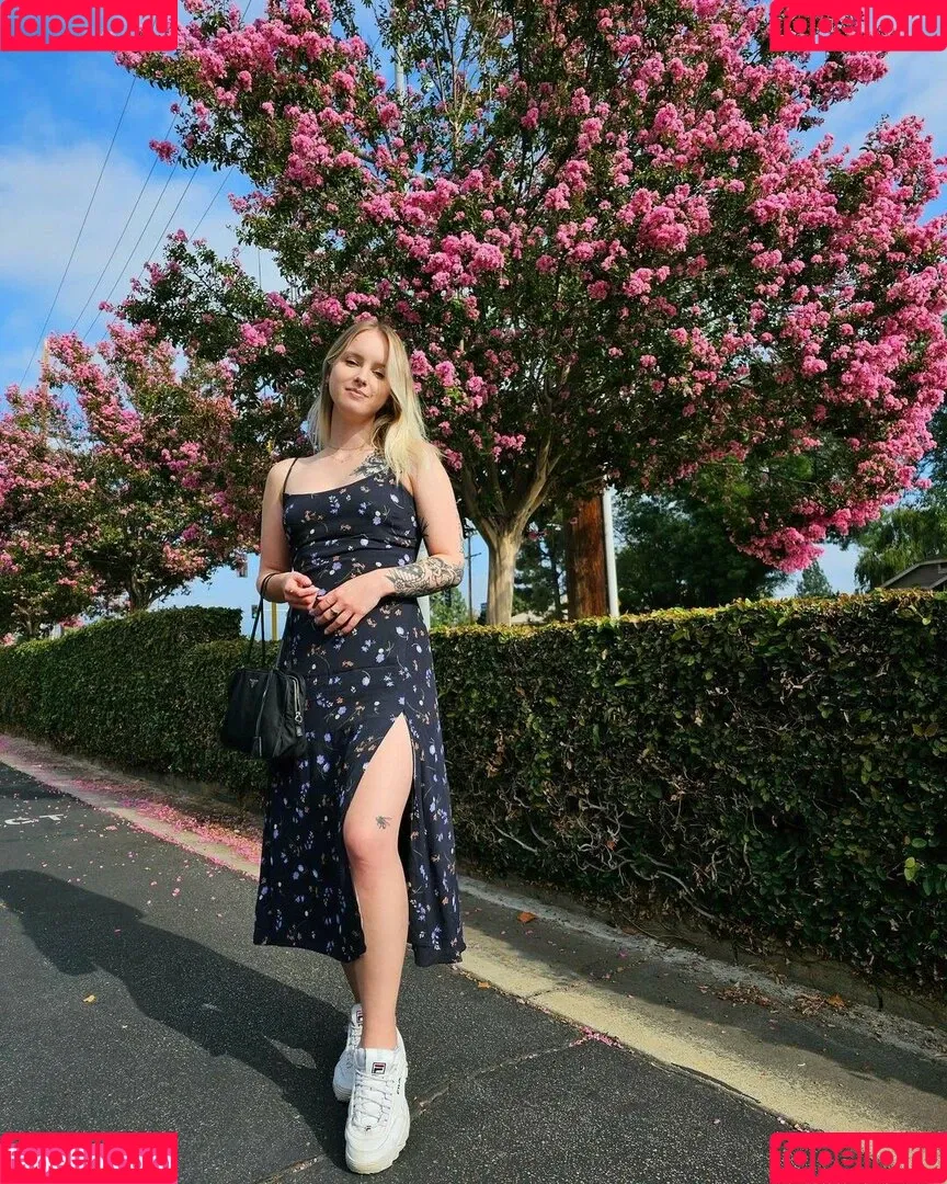 Sonja Reid Onlyfans Photo Gallery 
