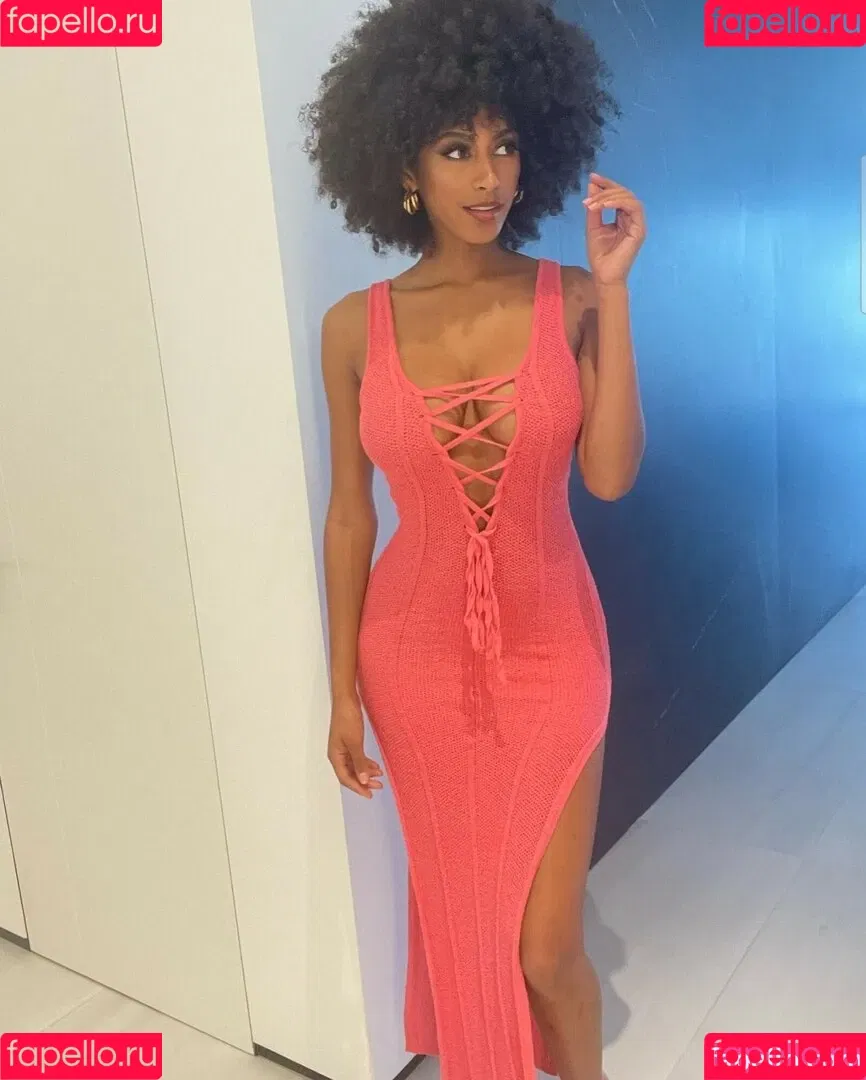Briana Smith Onlyfans Photo Gallery 