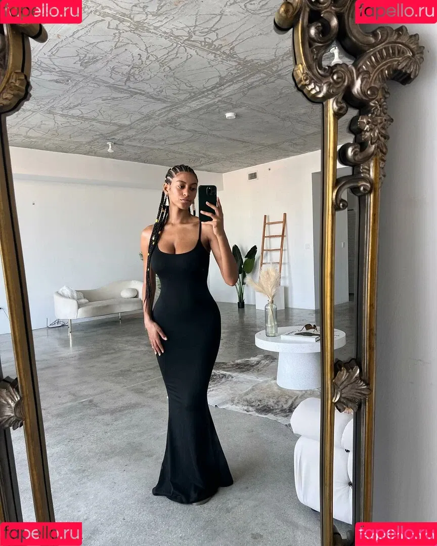 Briana Smith Onlyfans Photo Gallery 