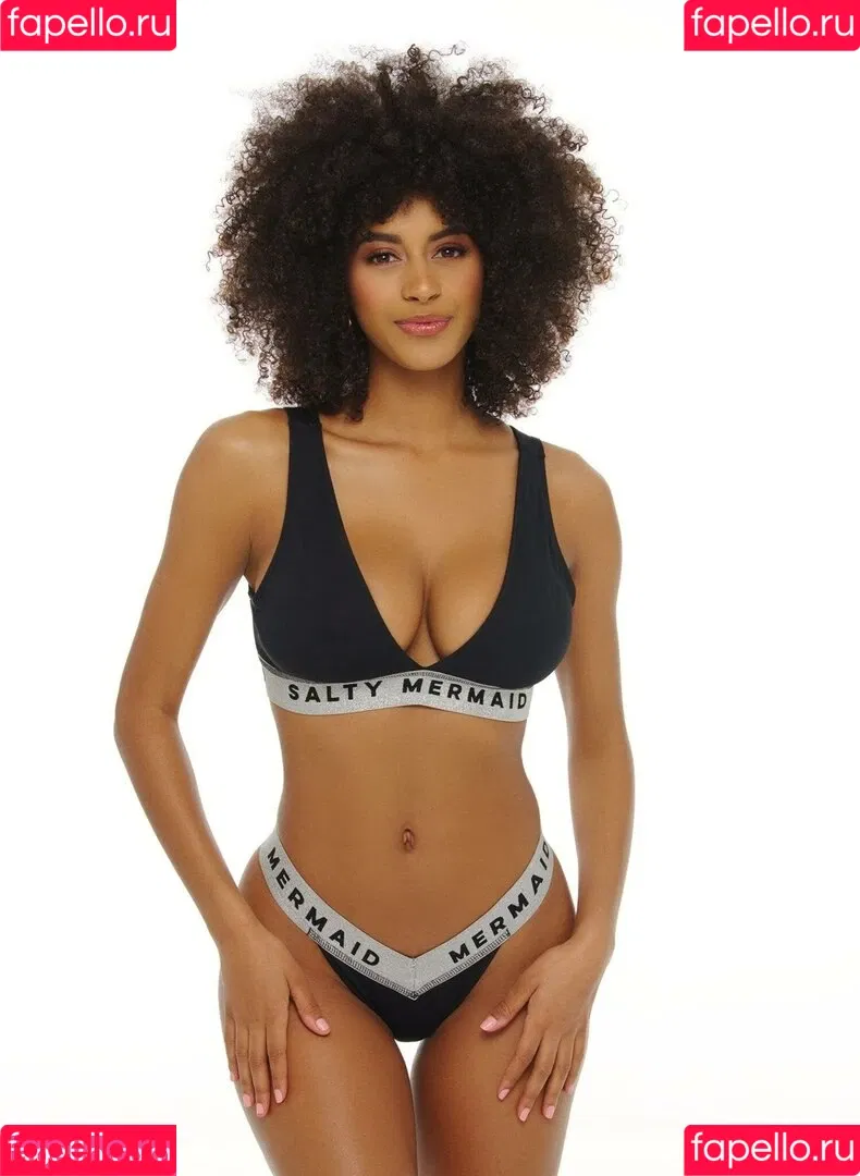 Briana Smith Onlyfans Photo Gallery 