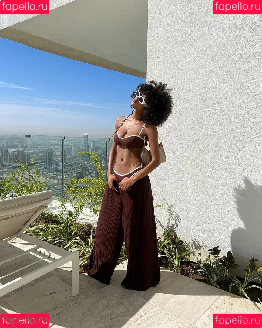 Briana Smith Onlyfans Photo Gallery 