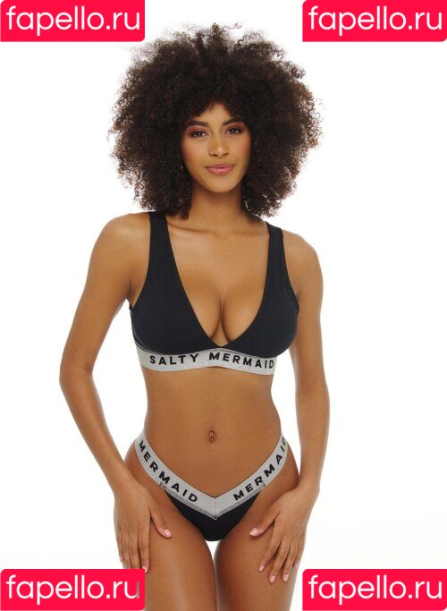 Briana Smith Onlyfans Photo Gallery 