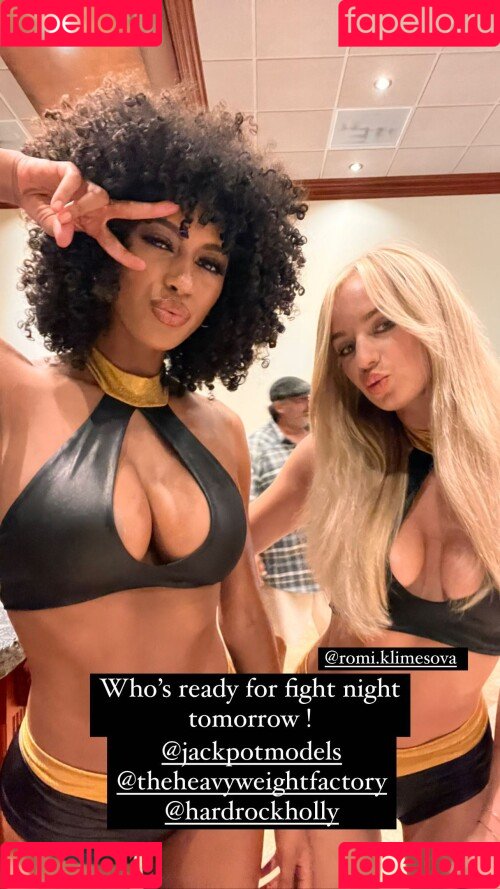 Briana Smith Onlyfans Photo Gallery 