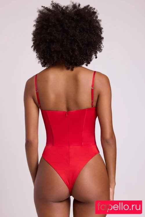 Briana Smith Onlyfans Photo Gallery 