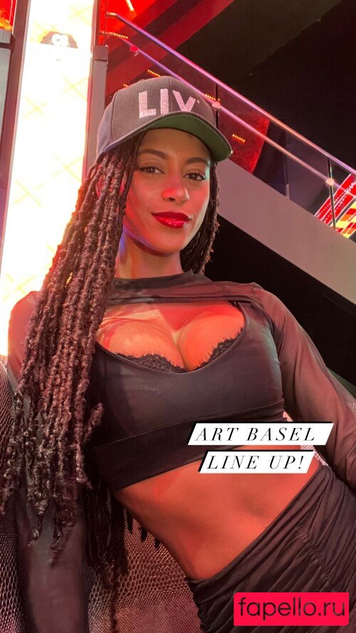 Briana Smith Onlyfans Photo Gallery 