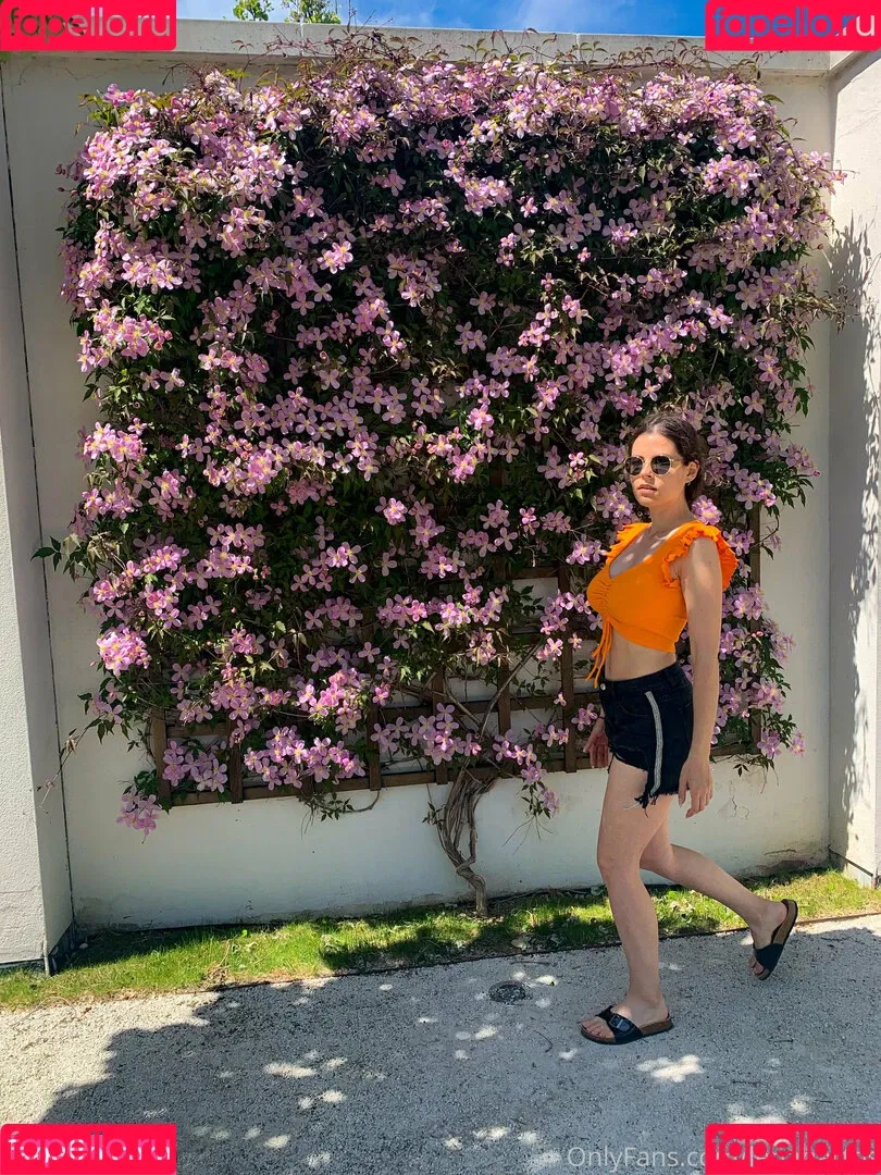 Lenabartos Onlyfans Photo Gallery 