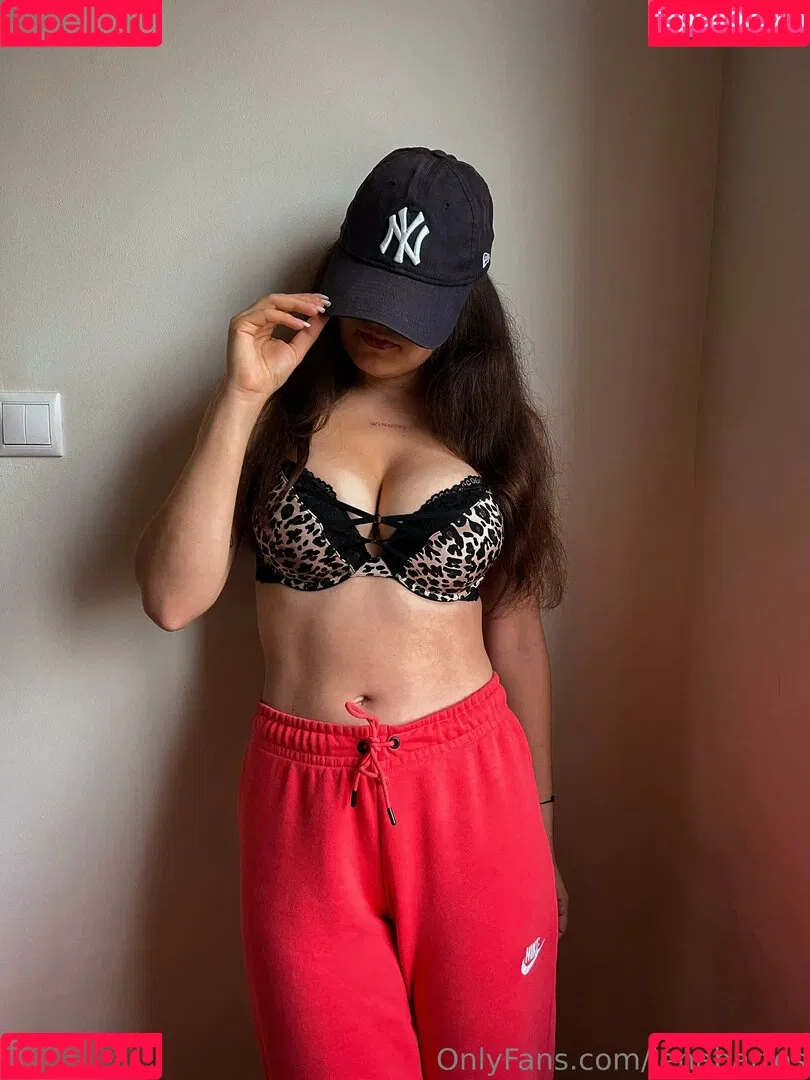 Lenabartos Onlyfans Photo Gallery 