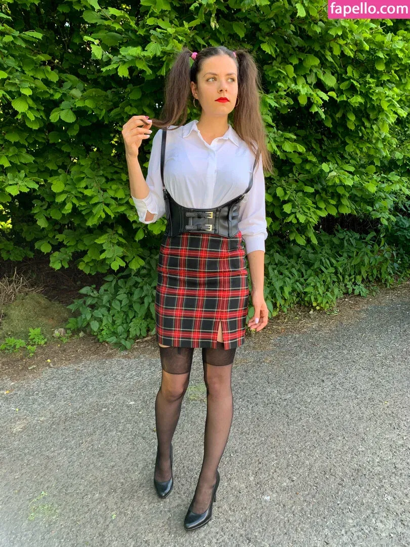 Lenabartos Onlyfans Photo Gallery 