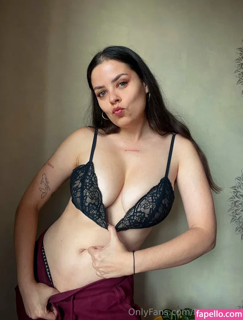 Lenabartos Onlyfans Photo Gallery 