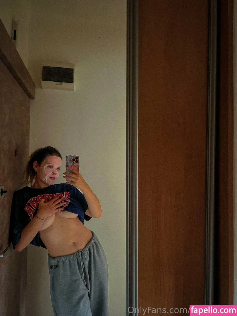 Lenabartos Onlyfans Photo Gallery 