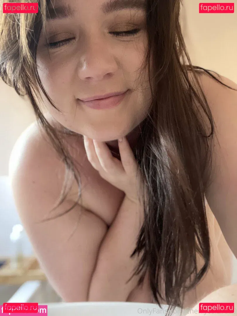 Cherrycola1990 Onlyfans Photo Gallery 