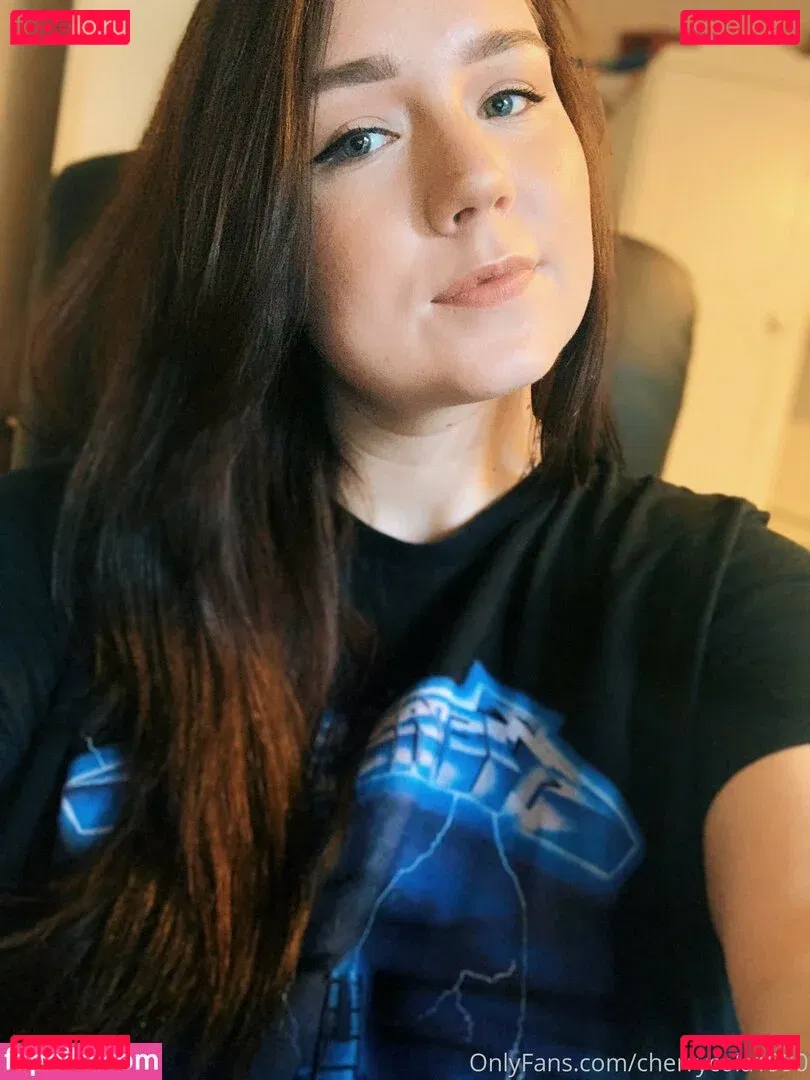 Cherrycola1990 Onlyfans Photo Gallery 