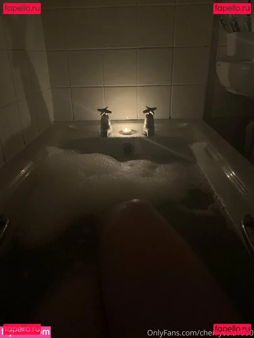 Cherrycola1990 Onlyfans Photo Gallery 