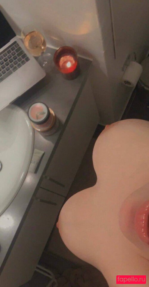 Malinmeral Nude Onlyfans Photo 5