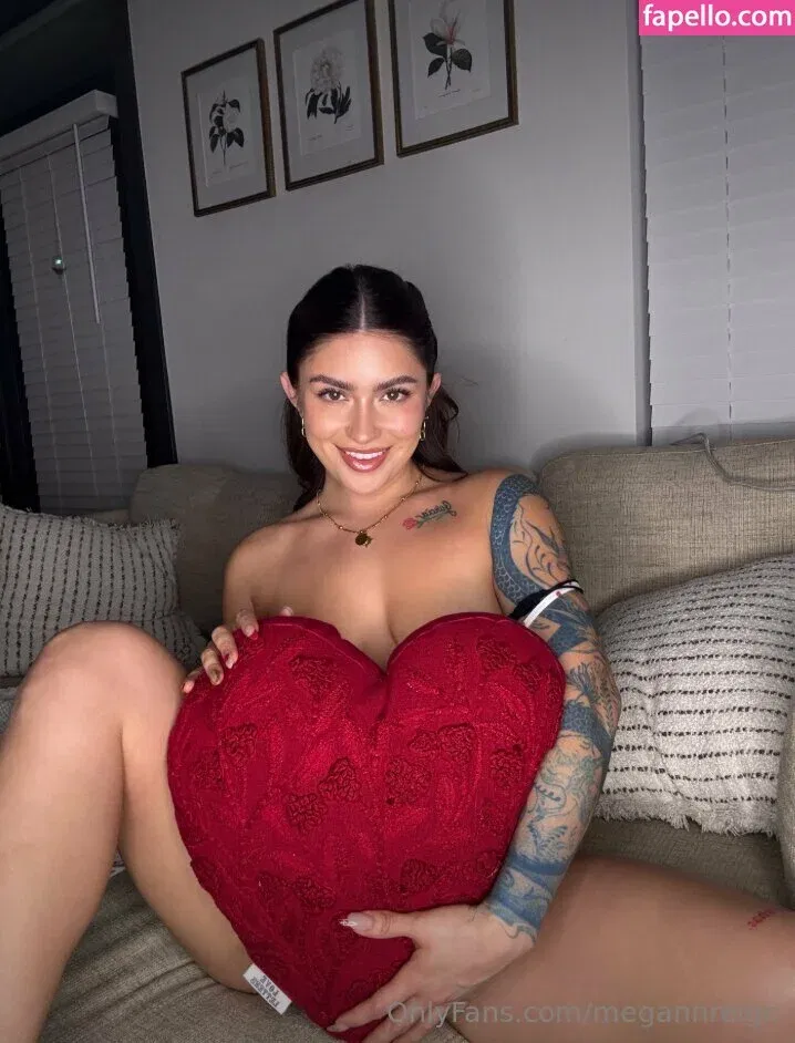 megannreign Onlyfans Photo Gallery 