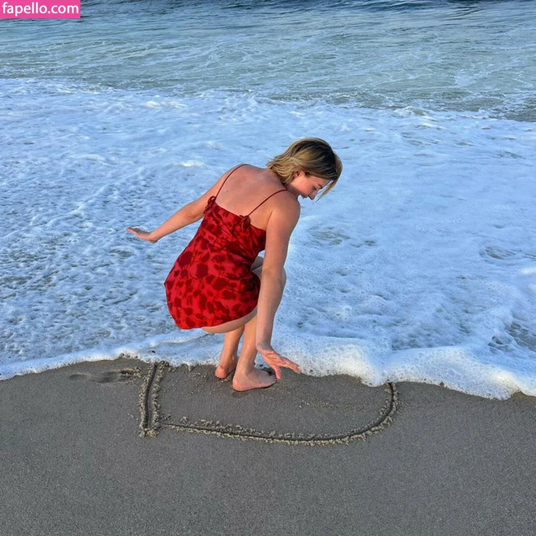 Niamh Adkins Onlyfans Photo Gallery 