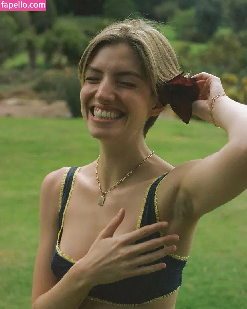 Niamh Adkins Onlyfans Photo Gallery 