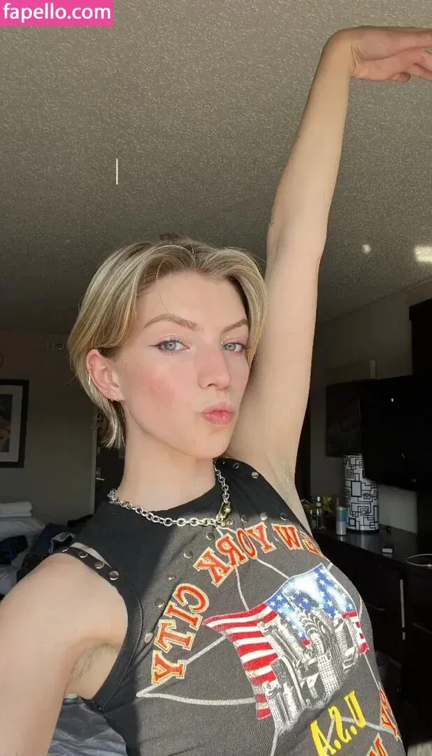 Niamh Adkins Onlyfans Photo Gallery 