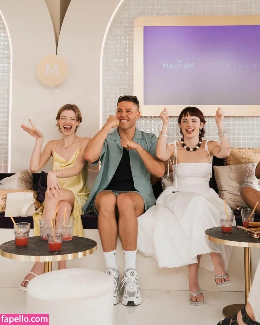 Niamh Adkins Onlyfans Photo Gallery 