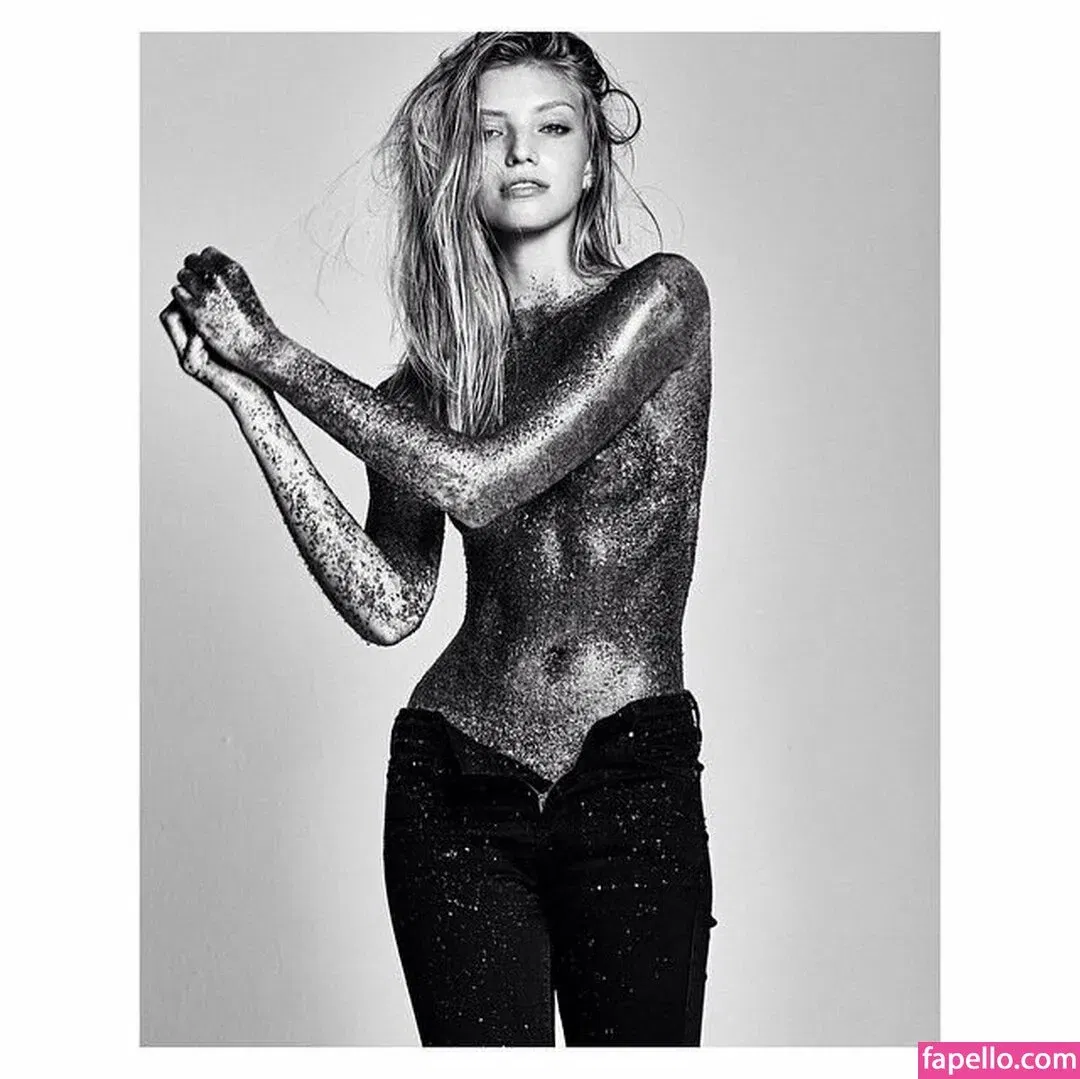 Niamh Adkins Onlyfans Photo Gallery 