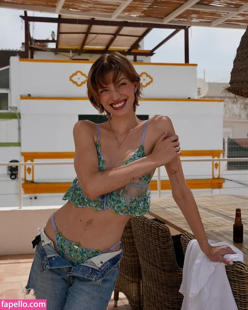 Niamh Adkins Onlyfans Photo Gallery 