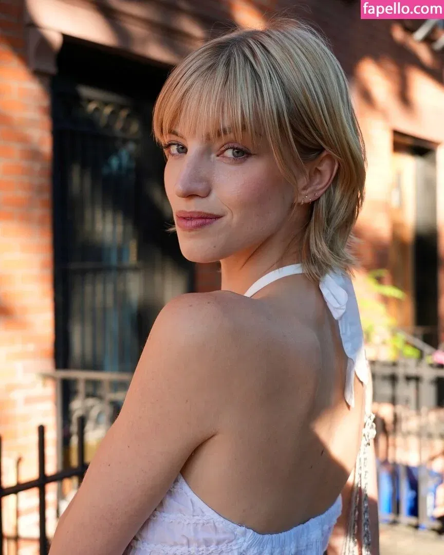 Niamh Adkins Onlyfans Photo Gallery 