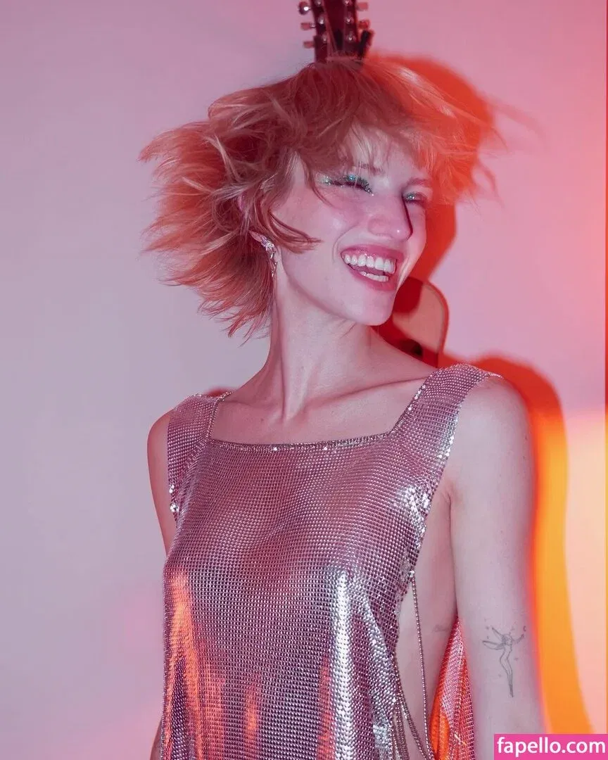 Niamh Adkins Onlyfans Photo Gallery 