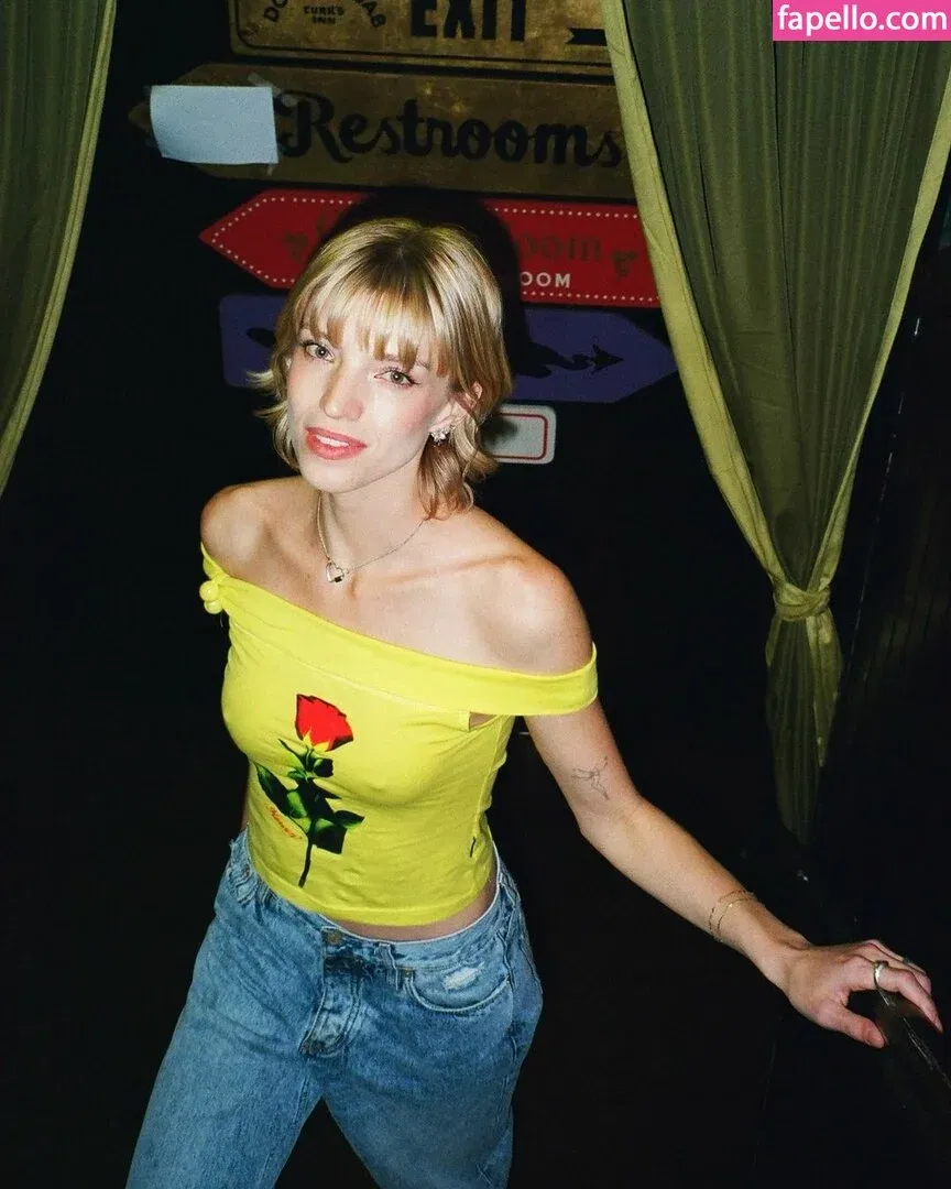 Niamh Adkins Onlyfans Photo Gallery 