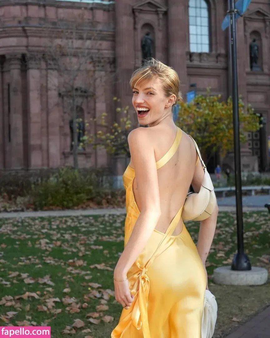 Niamh Adkins Onlyfans Photo Gallery 