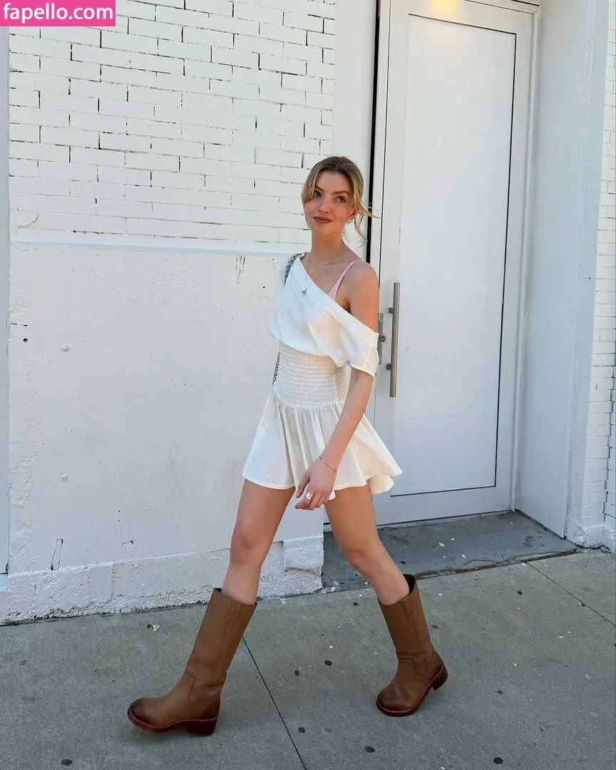 Niamh Adkins Onlyfans Photo Gallery 